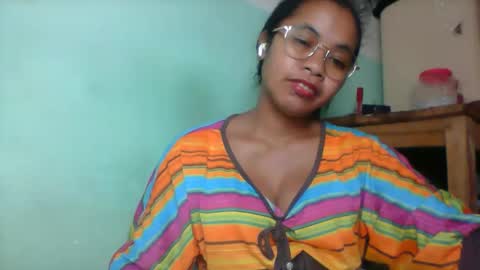 Snapshot of rinah856024 chatting on May 2026 04:59:02 PM rinah856024 online show from May 2026 04:59:02 PM