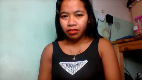 Snapshot of rinah856024 chatting on June 2026 04:35:02 AM rinah856024 online show from June 2026 04:35:02 AM