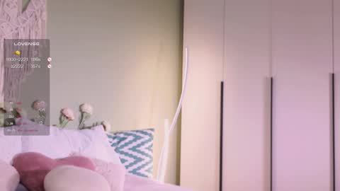 Rina online show from September 2025 10:07:02 AM