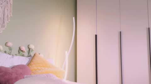 Rina online show from October 2025 10:21:01 AM