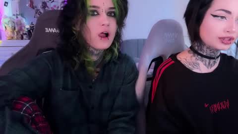   DianaBrite            fansl y online show from April 2026 10:46:02 AM