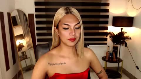 riri online show from January 2025 07:48:02 PM