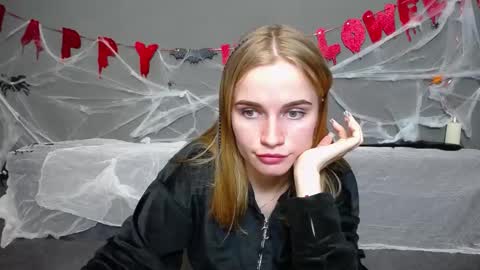 ritakiskis online show from October 2025 07:25:02 PM