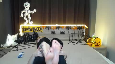 ritakiskis online show from October 2025 07:25:02 PM