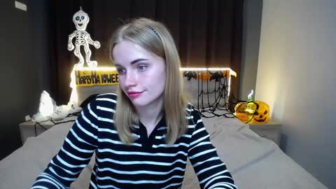 ritakiskis online show from October 2025 07:03:02 PM