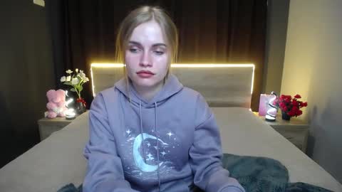 ritakiskis online show from November 2025 08:09:02 PM