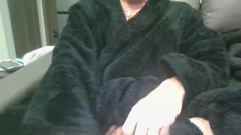 Snapshot of riverbend44 chatting on January 2025 01:03:01 AM riverbend44 online show from January 2025 01:03:01 AM