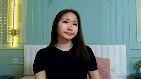 Snapshot of rizeshiro chatting on March 2025 08:24:02 AM Rize online show from March 2025 08:24:02 AM