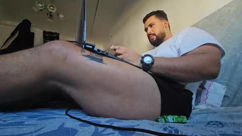 Snapshot of rj021boy chatting on January 2026 02:43:02 PM Brunno online show from January 2026 02:43:02 PM