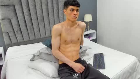 Roan Birkin online show from February 2025 10:21:02 PM