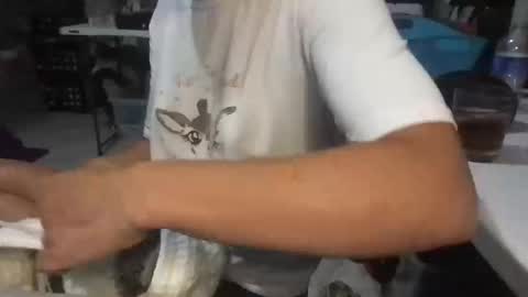 roarmance1 online show from October 2025 01:49:01 AM