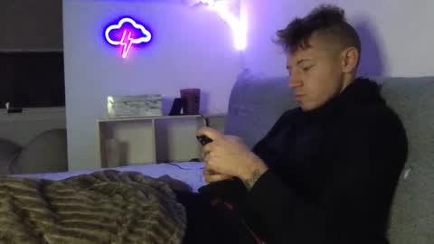 RoastingCorn online show from January 2025 09:32:02 AM