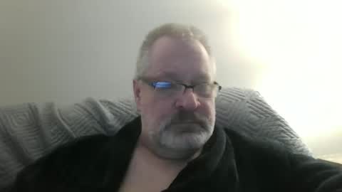 rob872217 online show from April 2026 08:24:01 AM