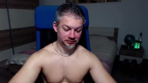 robbyshawz online show from March 2025 06:27:01 AM