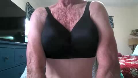 robert online show from November 2025 09:17:01 PM