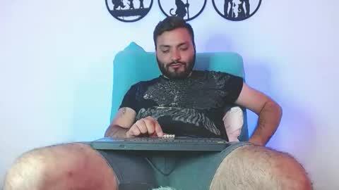 Stiven - online show from November 2025 03:12:02 PM