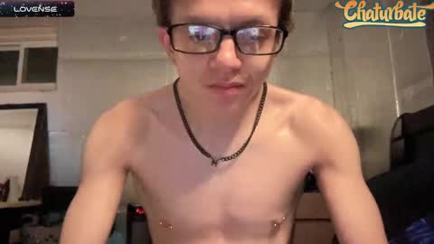 Snapshot of robertcicijr21 chatting on December 2024 04:14:01 AM Robert Cici Jr. online show from December 2024 04:14:01 AM