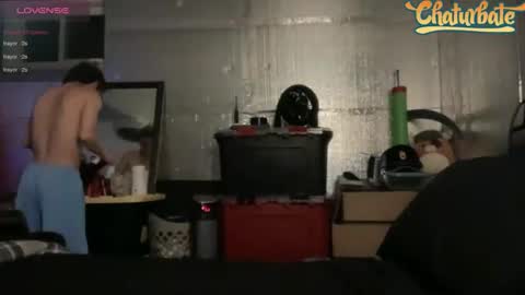 Snapshot of robertcicijr21 chatting on December 2024 06:10:02 AM Robert Cici Jr. online show from December 2024 06:10:02 AM