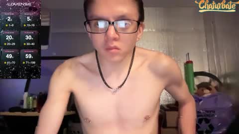 Snapshot of robertcicijr21 chatting on December 2024 05:02:01 AM Robert Cici Jr. online show from December 2024 05:02:01 AM