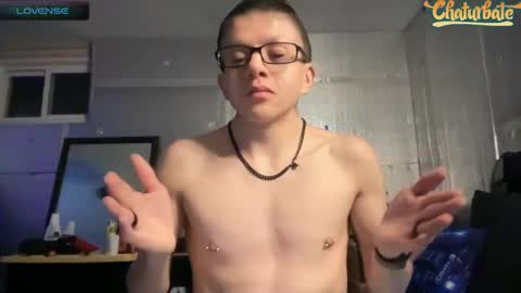 Snapshot of robertcicijr21 chatting on February 2025 02:08:02 AM Robert Cici Jr. online show from February 2025 02:08:02 AM