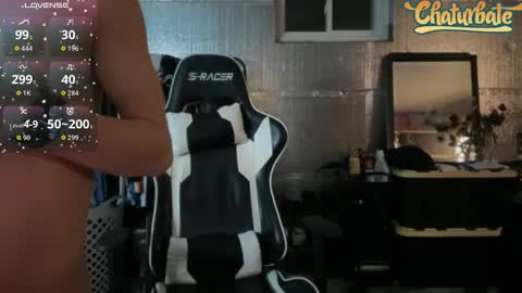 Snapshot of robertcicijr21 chatting on October 2025 01:16:01 AM Robert Cici Jr. online show from October 2025 01:16:01 AM