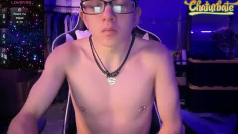 Snapshot of robertcicijr21 chatting on October 2025 03:57:02 PM Robert Cici Jr. online show from October 2025 03:57:02 PM