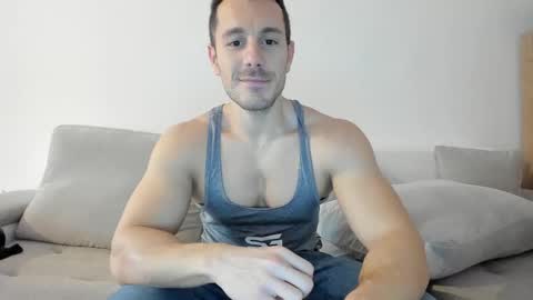 roberto4ever online show from March 2025 12:16:01 PM