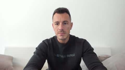 roberto4ever online show from September 2025 10:04:02 AM