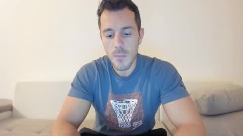 roberto4ever online show from November 2025 06:35:02 AM