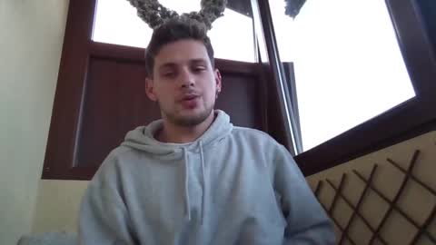 Roberto online show from December 2024 02:06:02 PM