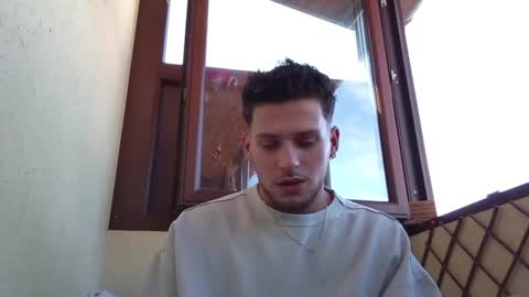 Roberto online show from September 2025 10:59:02 AM