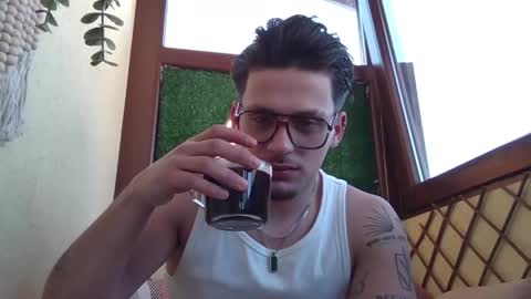 Roberto online show from April 2026 10:02:02 AM