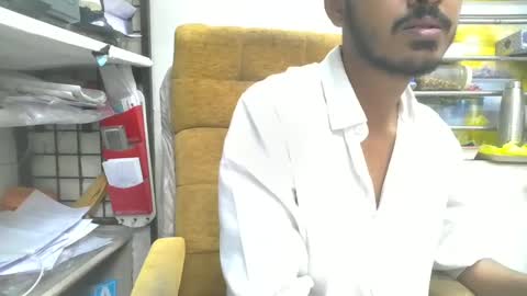 Robertsalia online show from December 2024 10:48:01 AM