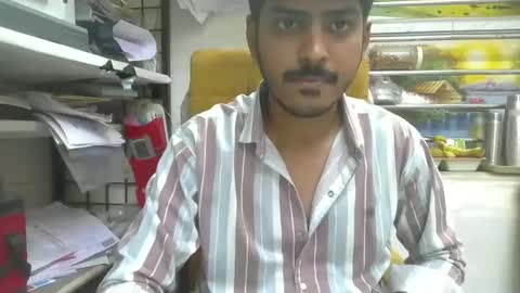 Robertsalia online show from March 2025 12:52:02 PM