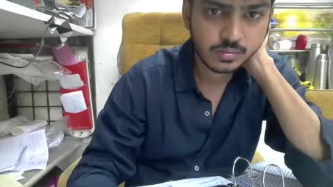 Robertsalia online show from September 2025 11:47:02 AM