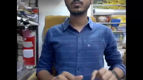 Robertsalia online show from September 2025 12:21:02 PM