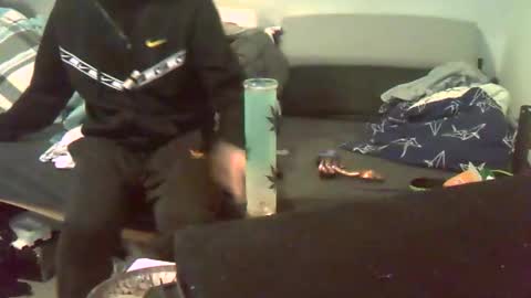 Zenek online show from November 2025 03:05:01 AM