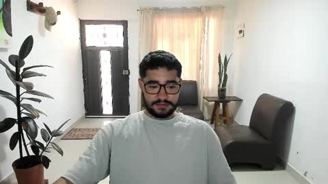 Snapshot of roberx_12 chatting on April 2026 04:45:01 PM roberx_12 online show from April 2026 04:45:01 PM