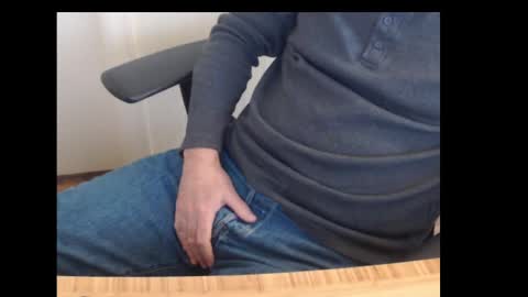 robidan6923 online show from January 2025 05:28:02 PM