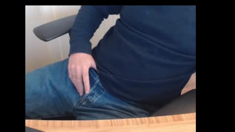 robidan6923 online show from February 2025 03:14:01 PM