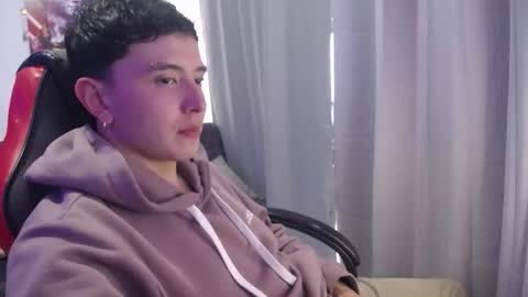 robiineshot online show from December 2025 11:52:01 AM