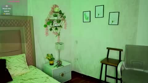 robin D online show from December 2025 02:37:01 PM