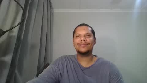 Snapshot of robinidessundercover34 chatting on April 2026 01:50:02 AM robinidessundercover34 online show from April 2026 01:50:02 AM