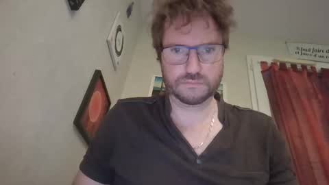 Snapshot of robinouhot chatting on February 2025 07:38:02 AM robinouhot online show from February 2025 07:38:02 AM