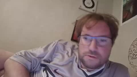 Snapshot of robinouhot chatting on March 2025 02:41:02 AM robinouhot online show from March 2025 02:41:02 AM