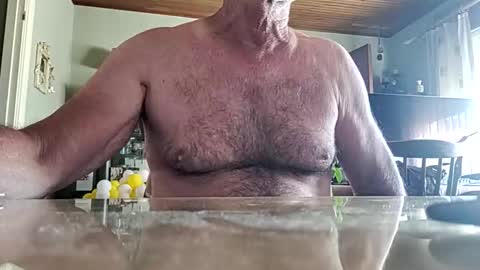 Snapshot of robke1966 chatting on May 2026 05:58:02 AM robke1966 online show from May 2026 05:58:02 AM