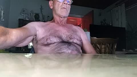 Snapshot of robke1966 chatting on July 2026 05:31:02 AM robke1966 online show from July 2026 05:31:02 AM