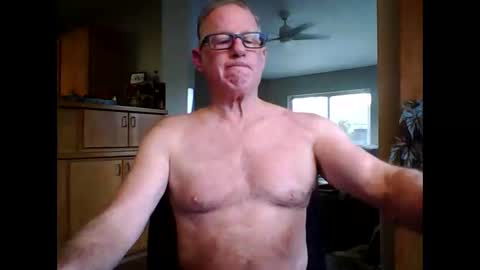 robo0000 online show from November 2025 06:30:01 PM