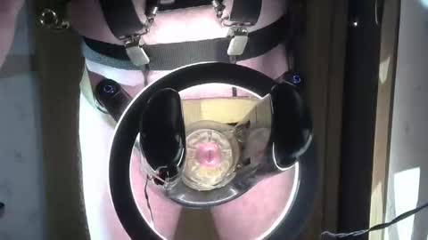 Robodickmilker online show from November 2025 12:24:01 AM