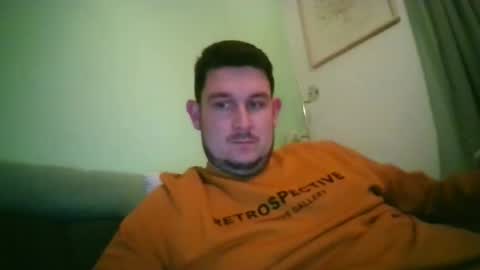 Robin online show from October 2025 10:11:01 PM